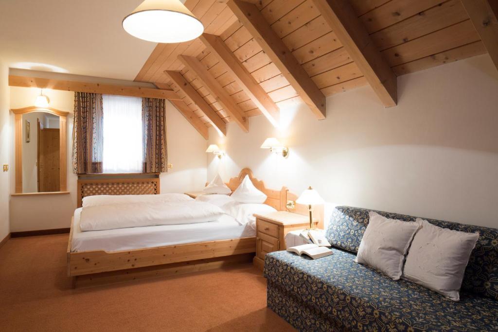 Residence La Selva Selva di Val Gardena Quarto foto